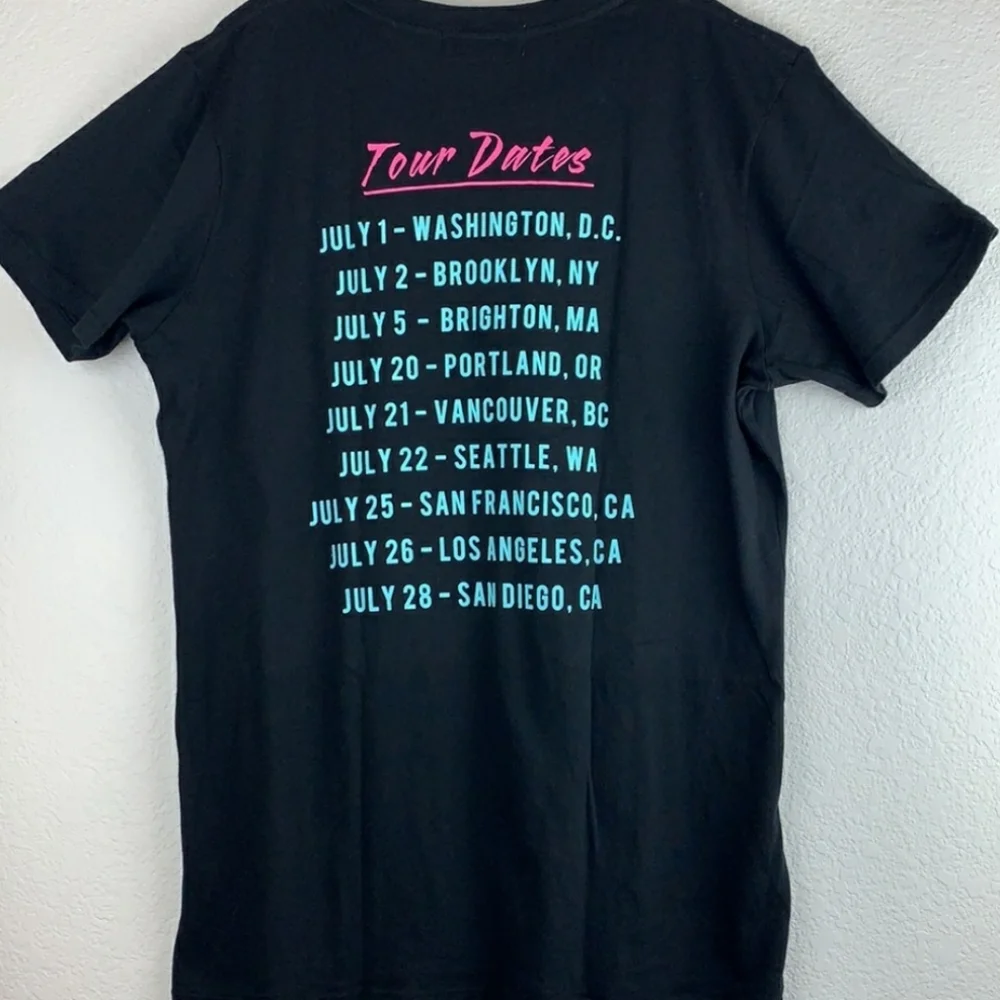 NWOT Women's Wildfox Presents Nylon Music Tour - Picture 5 of 6